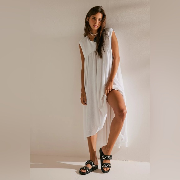 Free People Dresses & Skirts - Free People • Madelyn Midi Dress in Ivory